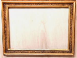 Bella ed originale cornice in legno dorato e laccato a finto legno .Doppia modanatura dorata. Veneta XVIII° sec. luce cm.48x68 est.63x84